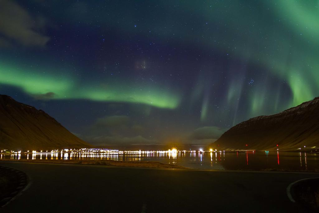 Litla Guesthouse Isafjordur ภายนอก รูปภาพ