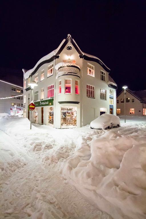 Litla Guesthouse Isafjordur ภายนอก รูปภาพ
