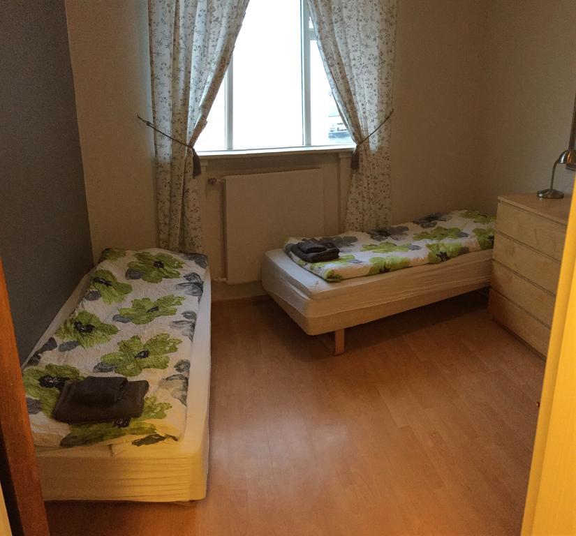 Litla Guesthouse Isafjordur ภายนอก รูปภาพ
